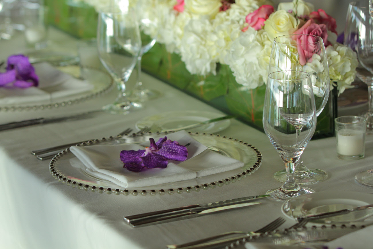 Couture-Concepts-Violet-PlaceSetting-CR